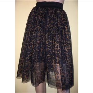 LEOPARD PRINT SKIRT SIZE S